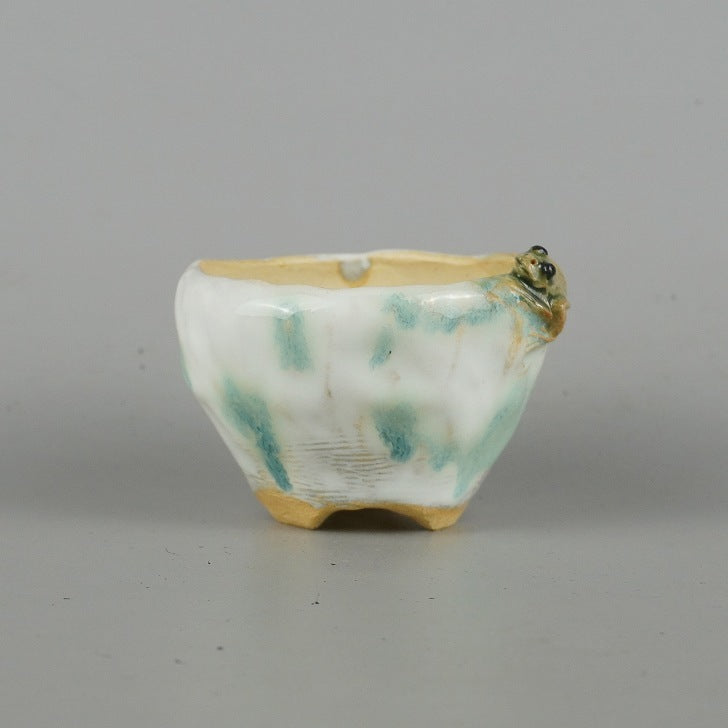古本正志 盆栽鉢 蛙 カエル 小品鉢 草物鉢 新品未使用 作家鉢 盆栽鉢 正志 古本正志 小鉢 長辺 約7.5cm 丸鉢 蛙付 かえる カエル