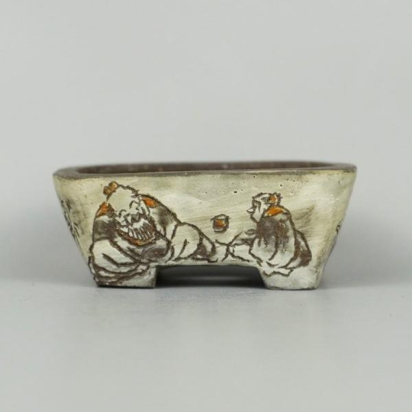 中古盆栽鉢 茶山 茶山作 茶山彫 小鉢 長辺 約 5.4cm 長方鉢 山水 人物図 釘彫り 観賞用  中古鉢 j1198419951