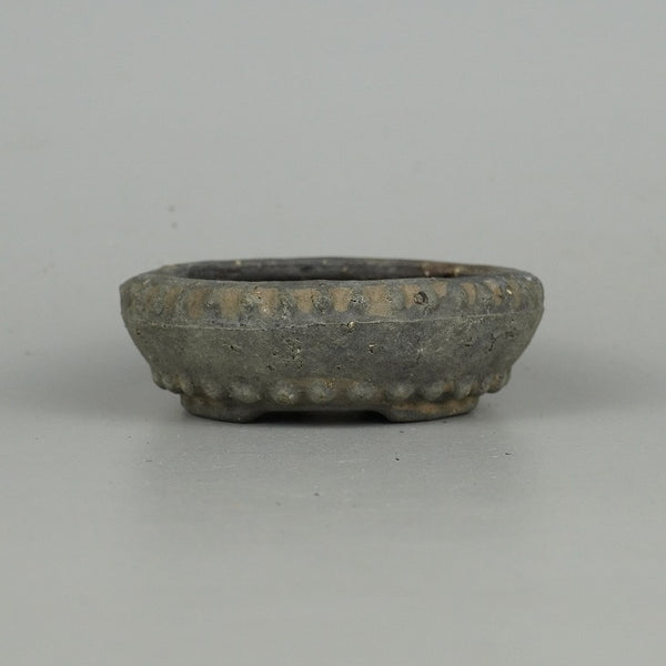 中古盆栽鉢 秀峰 小鉢 長辺 約8.5cm 丸鉢 鋲打 泥物  中古鉢 h1169417690