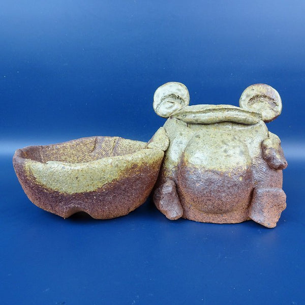 盆栽鉢 信楽 信楽焼 中型 長辺 約21.5cm かえる付 丸鉢 手作り 蛙 カエル 観賞用  新品 f1198412025