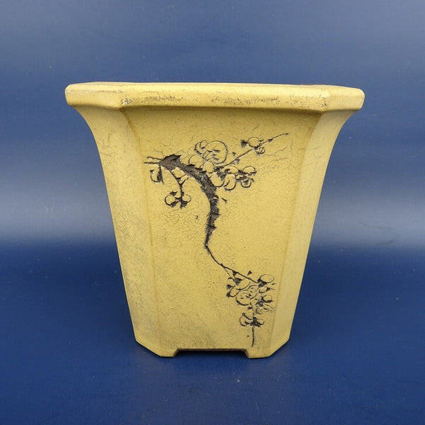 中古盆栽鉢 落款なし 小型 高さ 約10.5cm 正方鉢 隅切 外縁 彫入 花  中古鉢 c1198410366