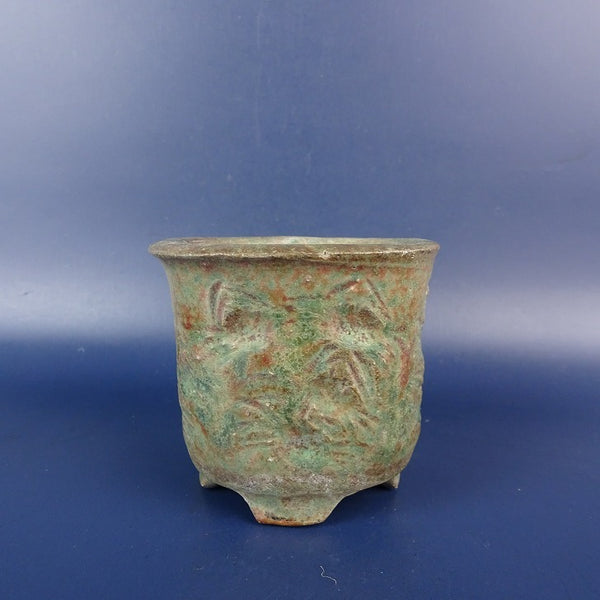 中古盆栽鉢 落款あり 十回記念？ 小鉢 長辺 約 7cm 丸鉢 外縁 蟹 かに カニ 釉薬  中古鉢 l1198412864