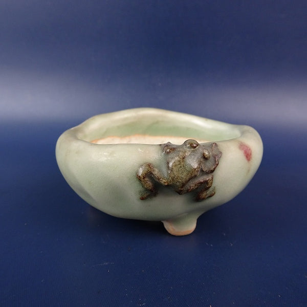 中古盆栽鉢 秀山 小鉢 長辺 約7.5cm 丸鉢 蛙 カエル 釉薬 観賞用  中古鉢 v1198439969
