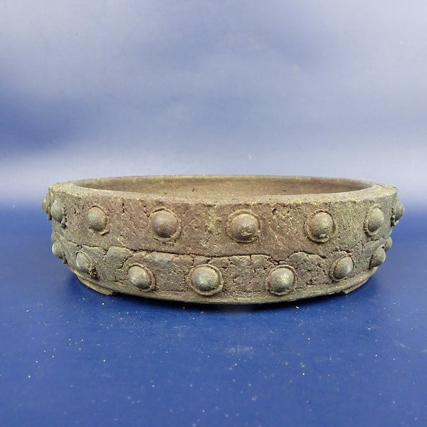 中古盆栽鉢 常滑 十王堂 松泉 小型 長辺 約15cm 丸鉢 鋲打 泥物  中古鉢 q1198416114