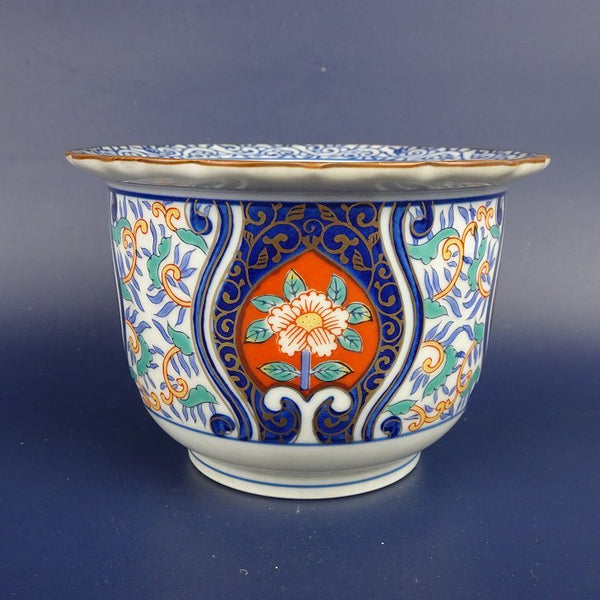 中古盆栽鉢 南京 小型 長辺 約10.5cm 落款なし 丸鉢 外縁 色絵 花 絵鉢  中古鉢 x1198410646