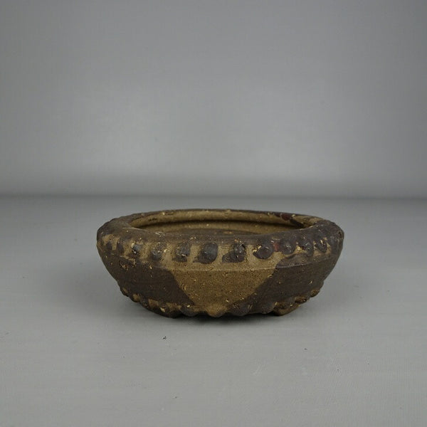 中古 盆栽鉢 常滑 秀峰 小鉢 長辺 約 8.7cm 丸鉢 鋲打 泥物  中古鉢 u1199289341
