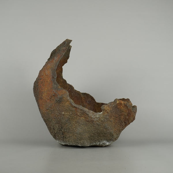 中古 盆栽鉢 鞍馬石 中型 高さ 約 29.5cm くらまいし クラマイシ 1201481166